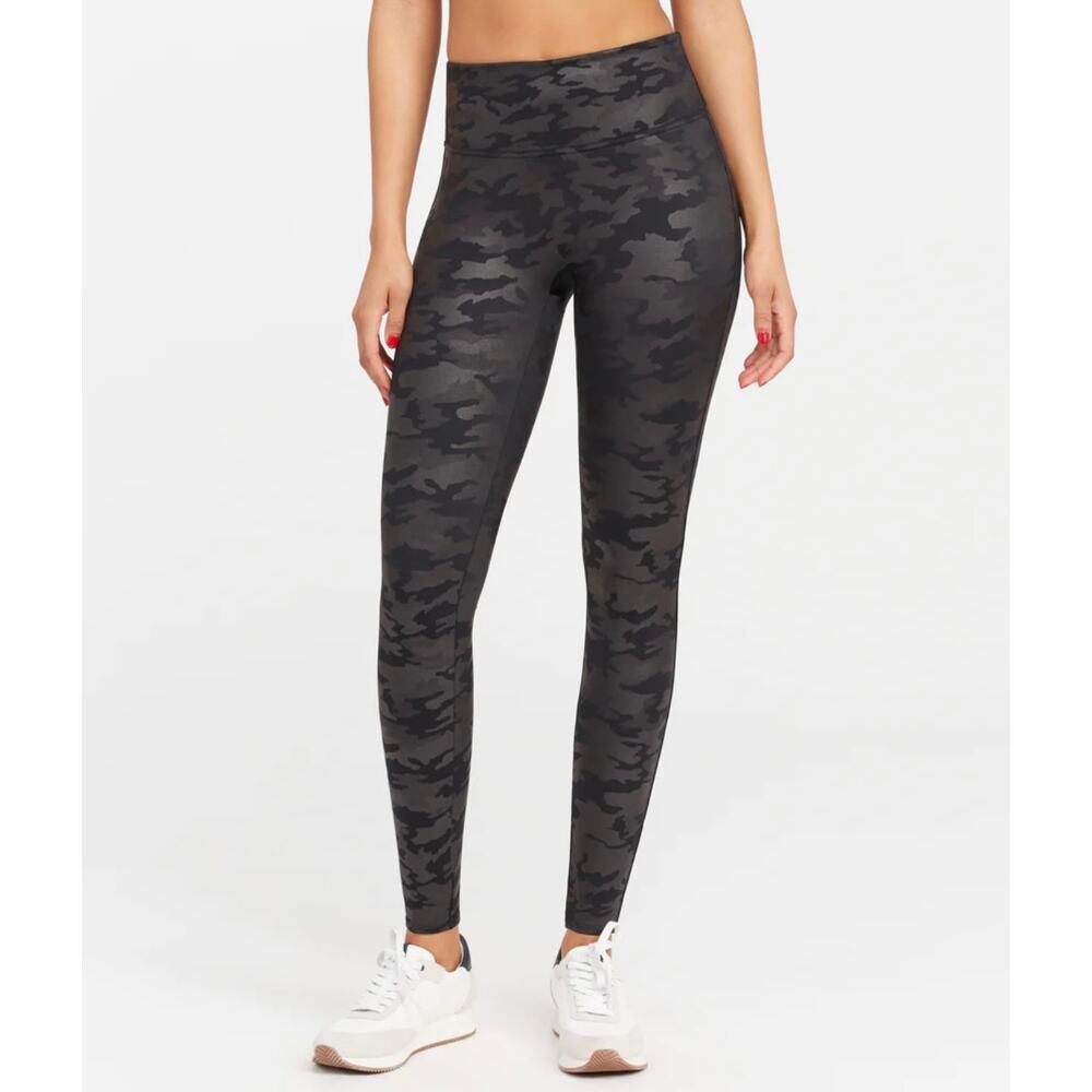 Spanx Black Camo Print High Rise Leggings Size XL